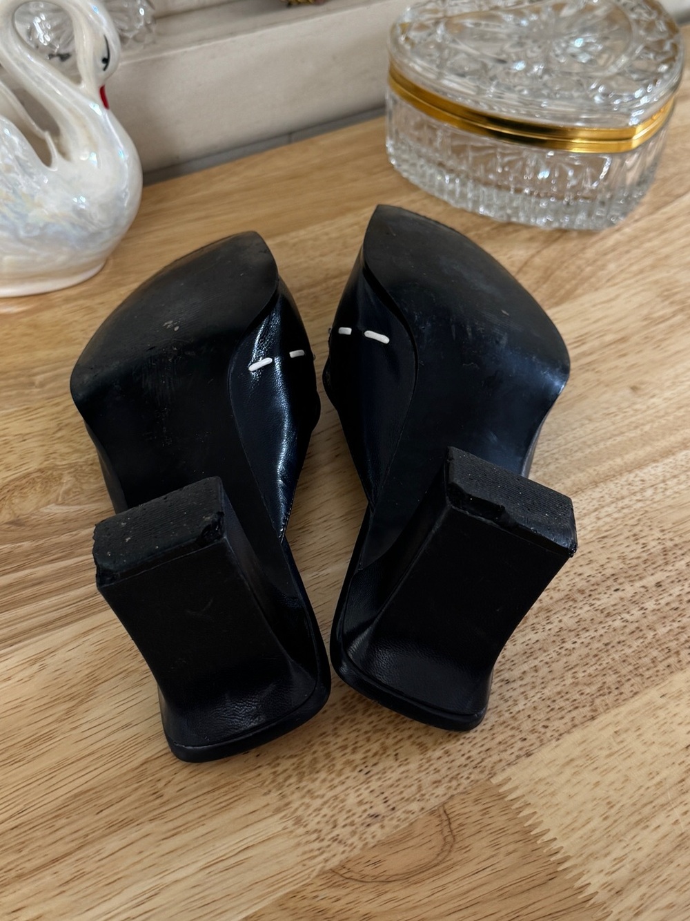 Bandolino Y2K Kitten Heel Mules Size 8.5 | Navy Square Toe Bow Slides Pumps - Picture 8 of 12